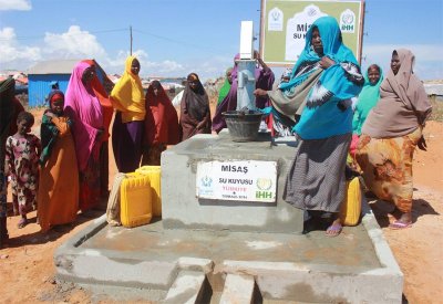 Somalili Kardeşlerimiz için Su Kuyusu